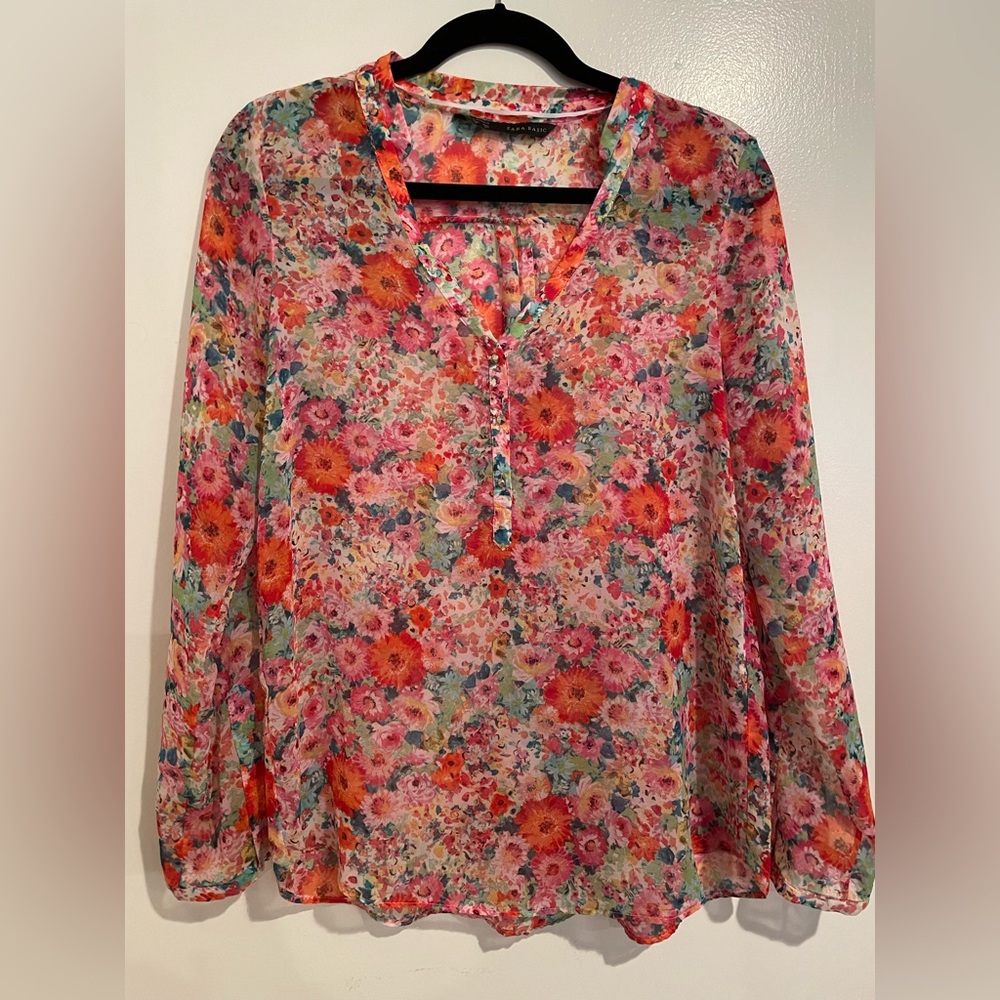 Zara flowy 3 buttons blouse